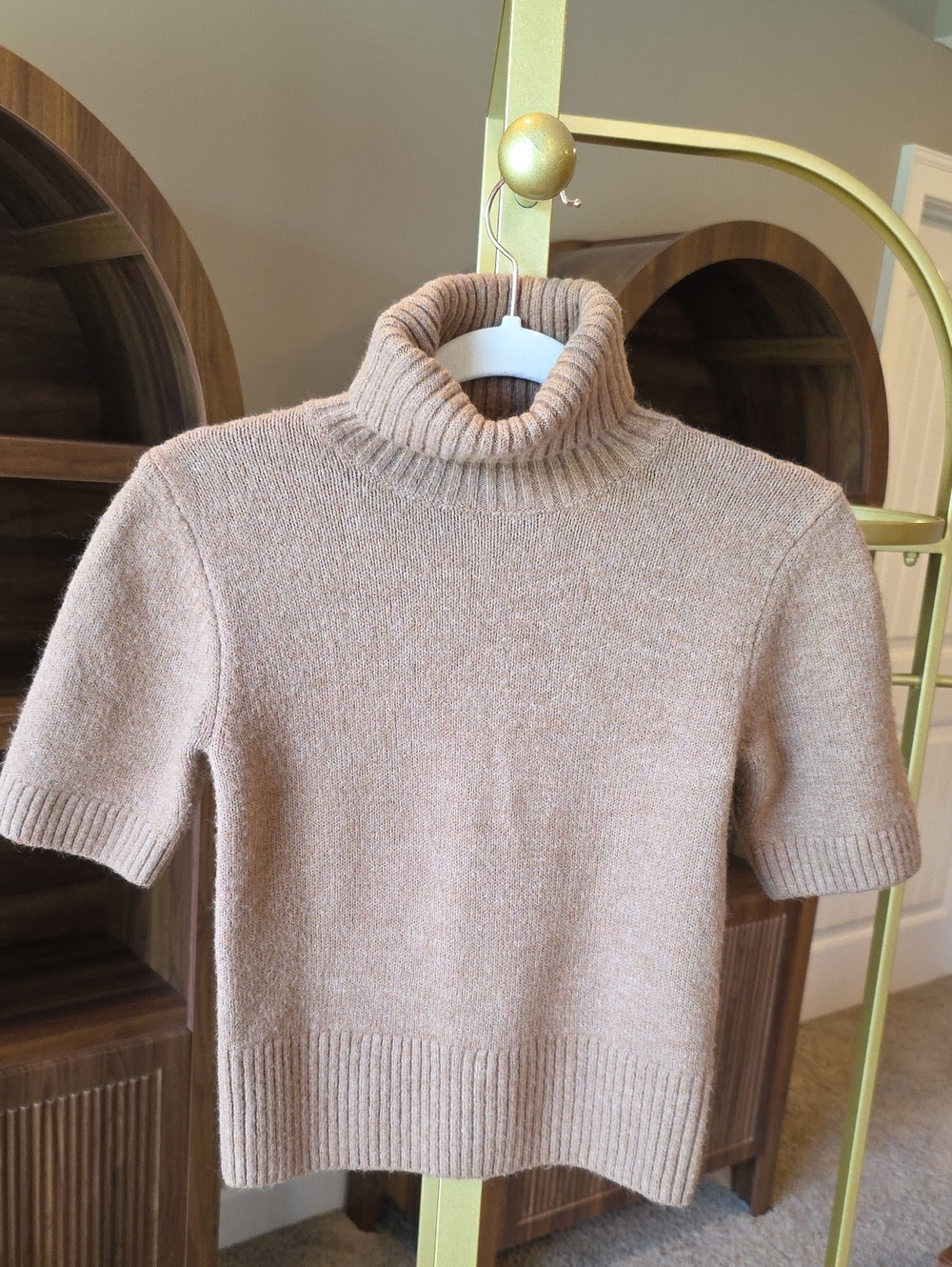 H&M Short-Sleeve Turtleneck Sweater in Light Brown